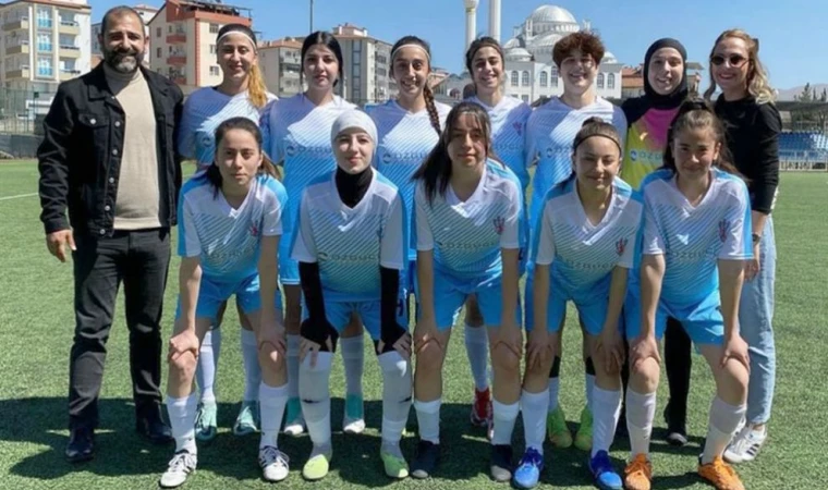 Malatya Kadınlar Futbol takımı farklı kazandı