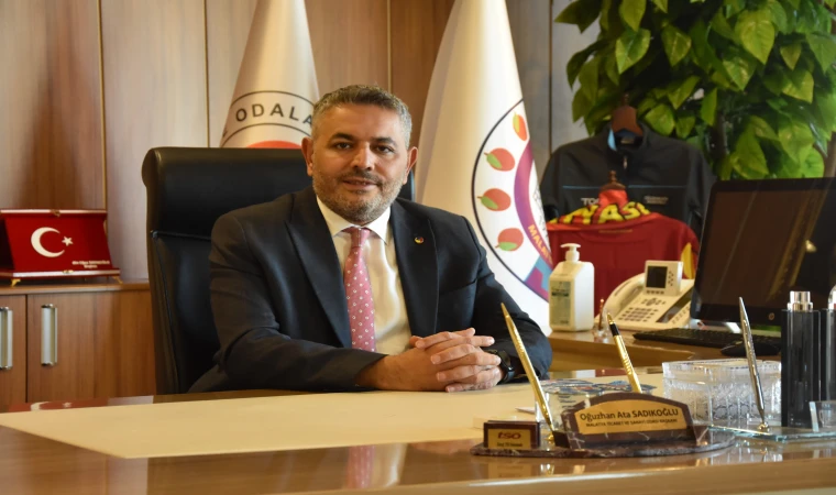 Sadıkoğlu: “Önümüzdeki dört yıl en önemli gündem depremin yaralarını sarmak olmalı”