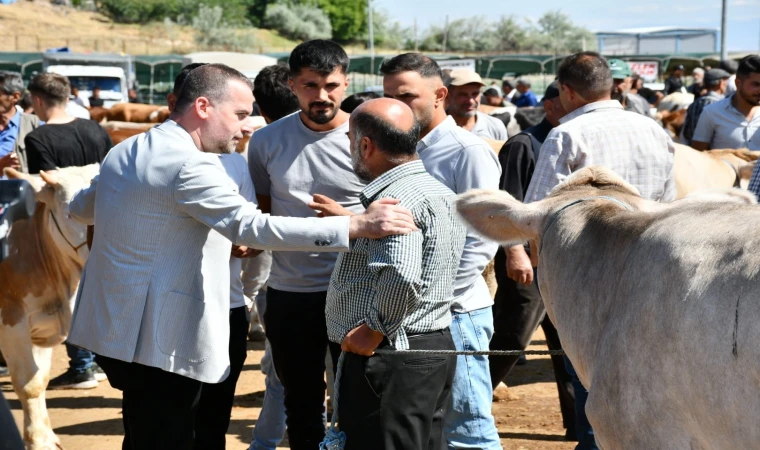 Karademir: "Bayram, dayanışmanın gücüyle Malatya’da yeniden hissedilecek"