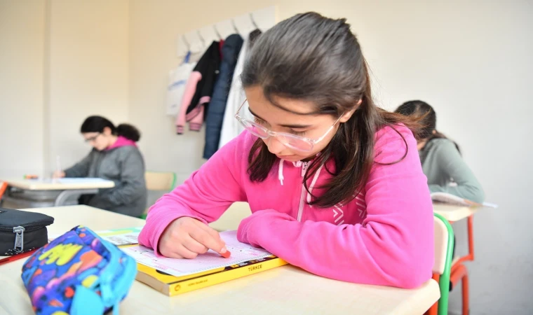 Yeşilyurt Belediyesi’nden Öğrencilere Ücretsiz Kurs İmkanı