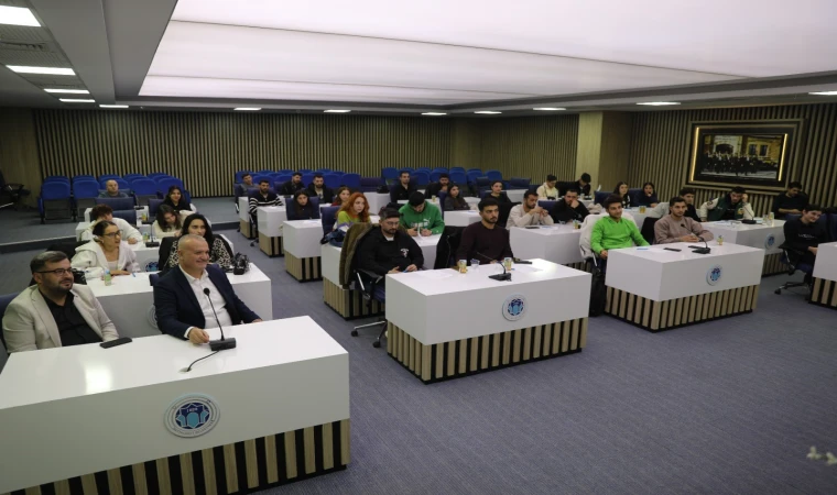 Battalgazi’de Gençlik Çalışmaları Öğrencilerle Masaya Yatırıldı