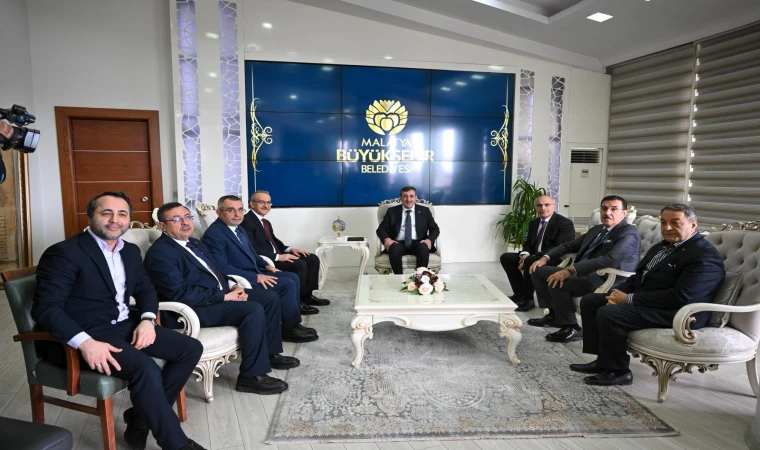 Cumhurbaşkanı Yardımcısı Yılmaz’dan Başkan Sami Er’e Kütüphane Tebriği