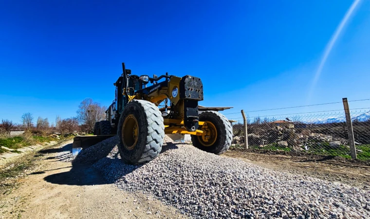Battalgazi’de Yol Çalışmaları Hız Kesmeden Sürüyor