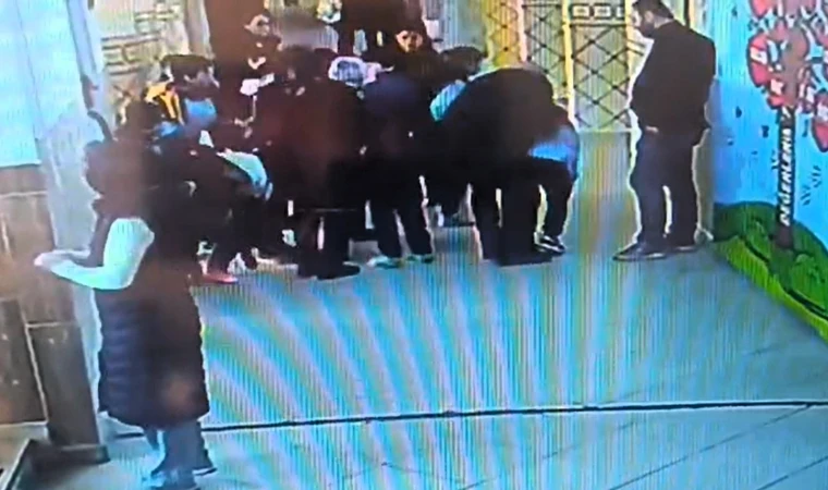 Boğazına Şeker Kaçan Öğrenciyi Öğretmeni Kurtardı