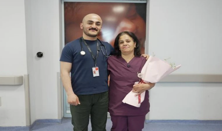 Doktordan Ebe Annesine Duygusal Sürpriz