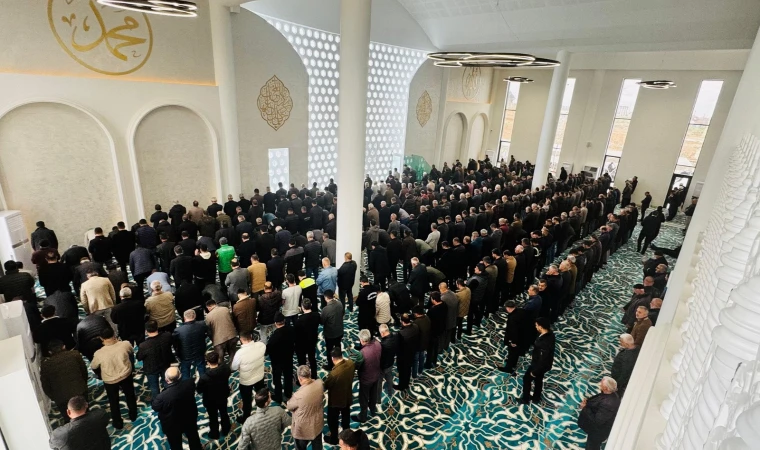 Malatya’da Yeni Külliye İbadete Açıldı