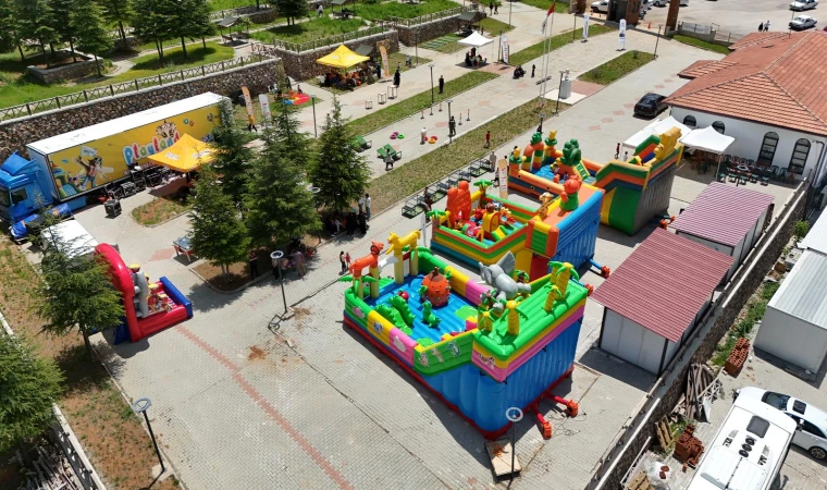 Playland Eğlence Tırı Doğanşehirli Çocuklara Unutulmaz Bir Gün Yaşattı