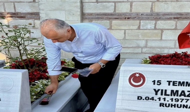 Özköse: “O Gece Türkiye Diz Çökmedi”