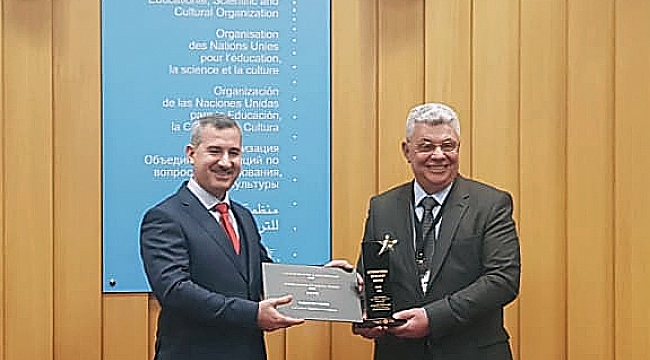 BAŞKAN ÇINAR, FRANSA'DA 2019 YILI ULUSLARARASI 'KENTSEL VE MİMARİ DOKUNUN KORUNMASI' ÖDÜLÜNÜ ALDI