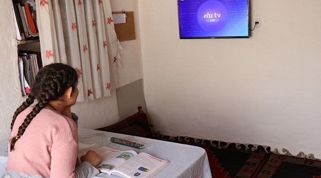 Televizyonları olmadığı için uzaktan eğitim alamayan öğrencinin hayali gerçekleşti