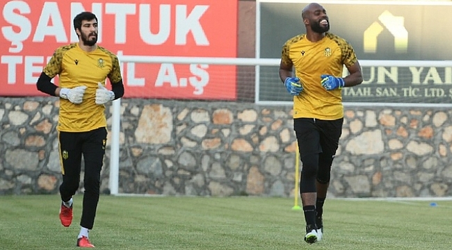 Yeni Malatyaspor Günde Çift Antrenmanla Lige Hazırlanıyor