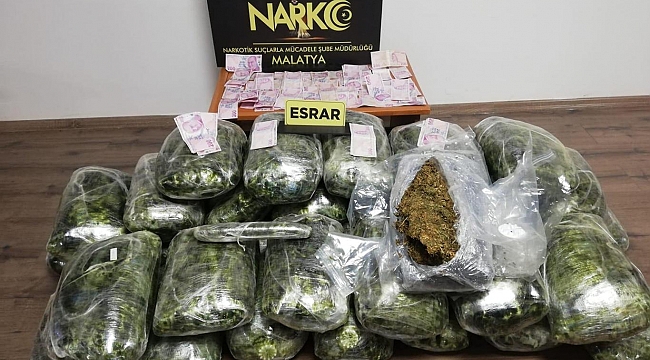 Emekli polisin içinde bulunduğu araçtan 110 kilogram esrar çıktı 