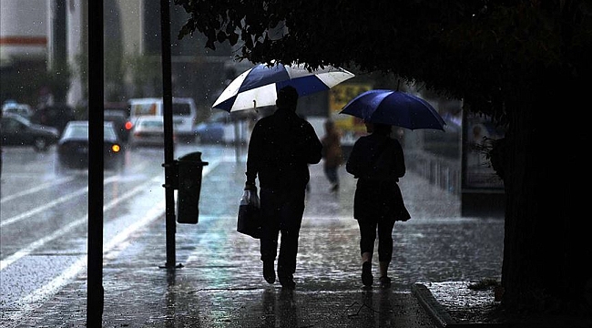 Meteoroloji uyardı! Türkiye'nin tamamında kuvvetli sağanak var