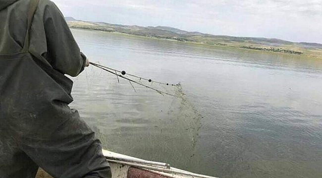 Palu'da 2 bin 300 metre kaçak ağ ele geçirildi 