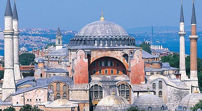 Ayasofya'da ilk namazda içeriye kaç kişi alınacağı belli oldu