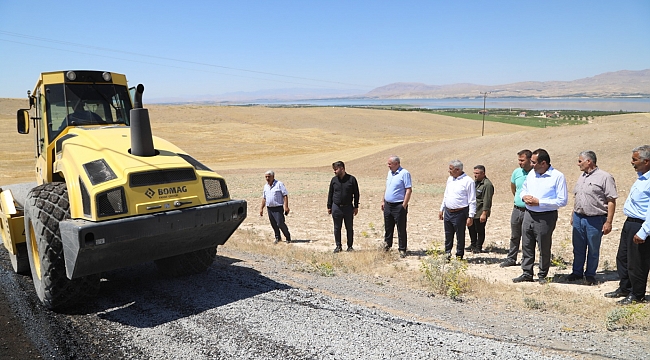 Battalgazi Belediyesi asfaltsız yerlerde çalışmalara devam ediyor 