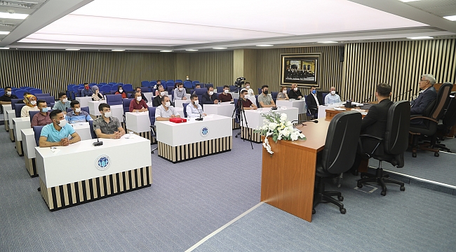 Battalgazi Belediye Başkanı GÜDER, Ak Parti Battalgazi Gençlik Kollarını Ağırladı