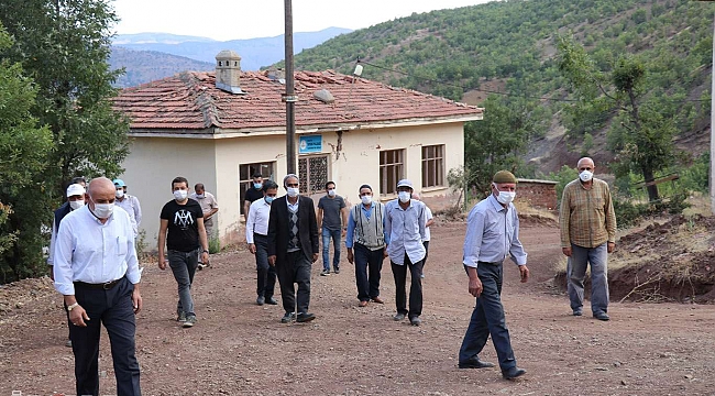İletişim ve su sorunu yaşayan köylüler: Taş devrinde yaşıyoruz! 