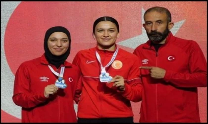 Hatice Akbaş Ve Rabia Topuz'dan Altın Madalya