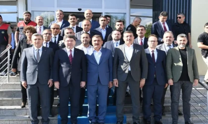 Adalet Bakanı Tunç: Depremin yaralarını sarmak için büyük bir seferberlik başlatıldı