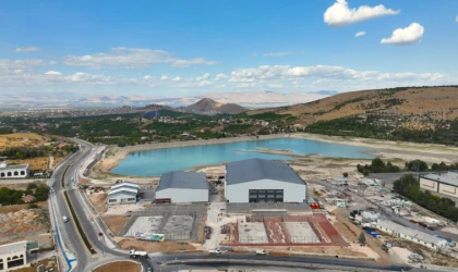 ORDUZU SPOR KOMPLEKSİ İNŞAATINDA SON AŞAMAYA GELİNDİ