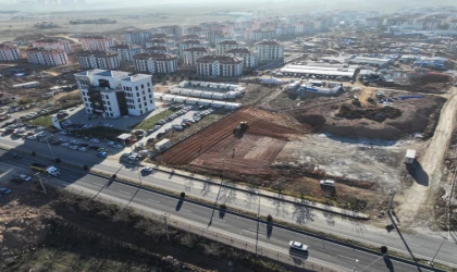 BAŞKAN ÇINAR, İkizce TOKİ Konutları İçin Tüm İmkânları Seferber Etti