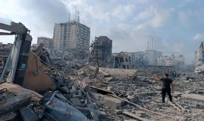 Gazze'de iletişim yine tamamen kesildi