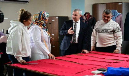 YEŞİLYURT MESLEKİ EĞİTİM VE YAŞAM MERKEZİ KURSİYERLERİNDEN ÖRNEK DAVRANIŞ!