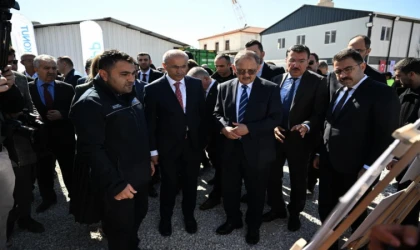 Bakan Özhaseki: "Malatya’nın çarşısı 1 seneye ayağa kalkacak"