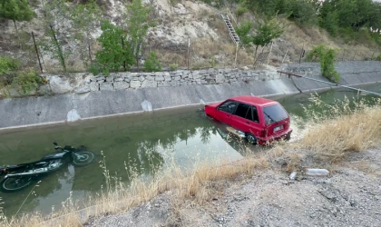 Yol verme kavgası sonrası araçlar sulama kanalına uçtu