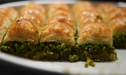 Malatya’da bayram öncesi baklava ustalarının yoğun mesaisi başladı