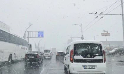 Malatya'da kar yağışı hayatı olumsuz etkiliyor