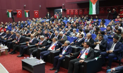 Elazığ'da "Gazze İçin El Ele" kampanyasında, SMS hariç yaklaşık 20 milyon lira bağış toplandı