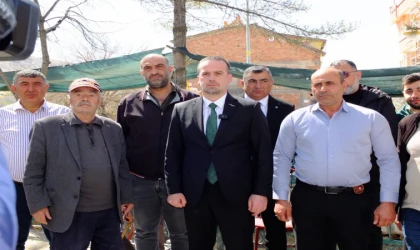 Karademir: "Gündüzbey meydanı bir an önce yapılmalı, üretici yalnız bırakılmamalı"