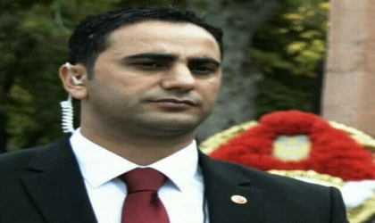 Malatya'da halı sahada maç yaparken kalp krizi geçiren komiser kurtarılamadı