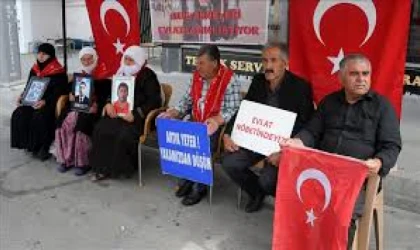 Muşlu anneler evlat nöbetine devam ediyor