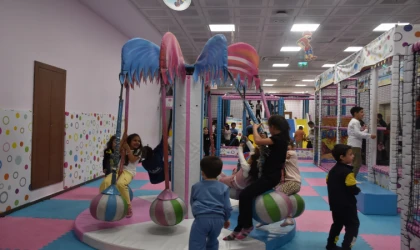 Şahinbey Belediyesi Çocuk Şenliği’ne 100 bin kişi katıldı