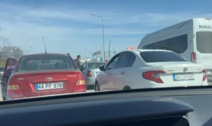 Trafikte tartıştığı sürücüye tekme tokat saldırdı