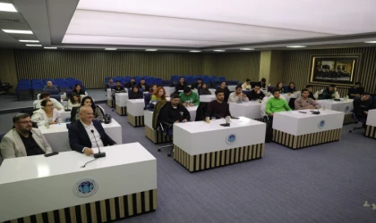 Battalgazi’de Gençlik Çalışmaları Öğrencilerle Masaya Yatırıldı