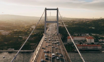 Otoyol ve Köprü Geçiş Ücretlerine 2026 Yılında Zam: Çanakkale Köprüsü 995 TL