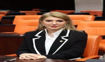 AK Parti Malatya Milletvekili İnanç Siraç Kara Ölmeztoprak'tan Miraç Kandili mesajı