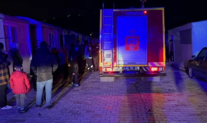 Konteyner Kentte Çıkan Yangın Paniğe Neden Oldu