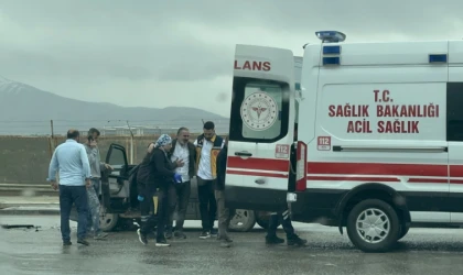 Kuzey Kuşak Yolu’nda İki Araç Çarpıştı: 1 Yaralı