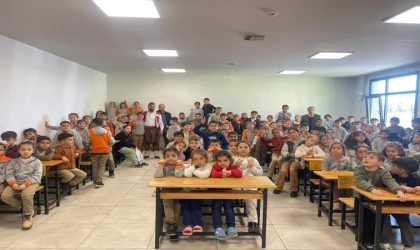 Şehir Tiyatrosu Öğrencilerle Buluştu