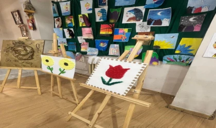 Dijital Dünyadan Çıktılar, Atıkları Sanata Dönüştürdüler