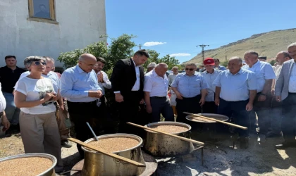 Darende’de Muharrem Ayında Bin Kişilik Aşure Buluşması