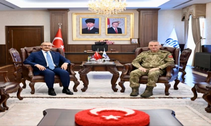 2’nci Ordu Komutanı Korgeneral Yaralı'dan Vali Yavuz’a İlk Ziyaret