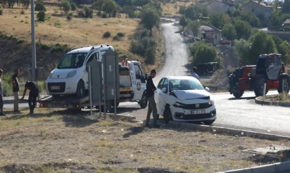 Hekimhan'da trafik kazası: 2 yaralı
