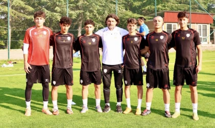 Yeşilyurtspor’un Genç Yetenekleri Kampta Göz Dolduruyor
